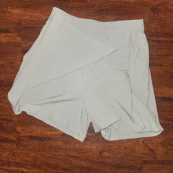 Athleta Planner Skort Skirt, Stone Gray, Size 0 - Picture 2 of 7